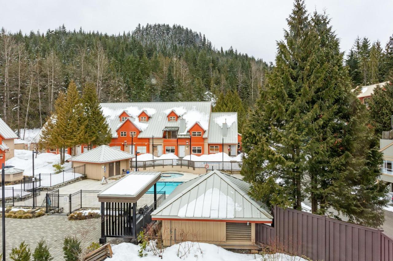 Lake Placid Lodge By Whiski Jack Whistler Buitenkant foto