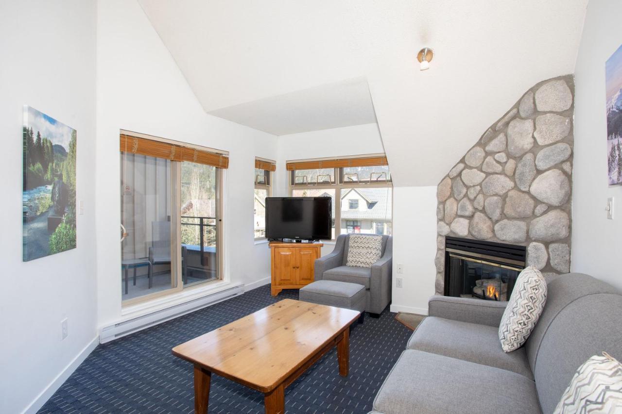 Lake Placid Lodge By Whiski Jack Whistler Buitenkant foto